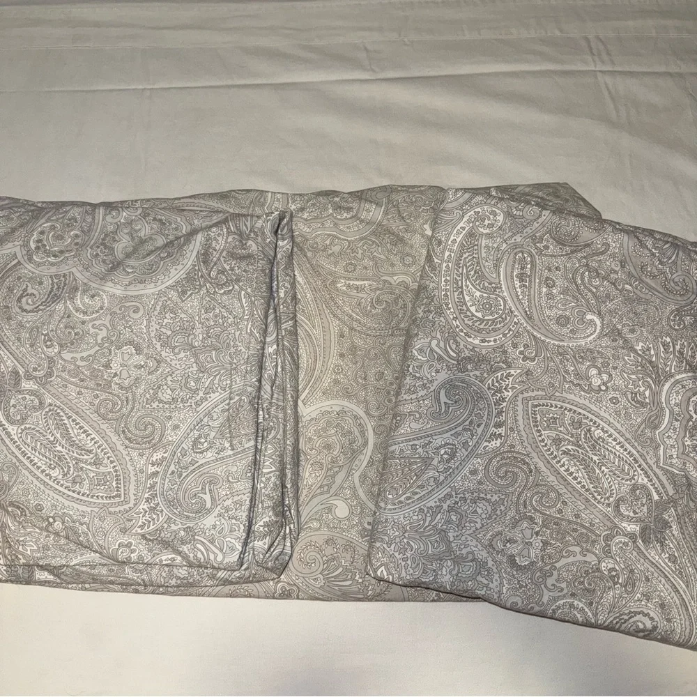 Lauren Ralph Lauren Coral Beach Paisley Gray sheet set
